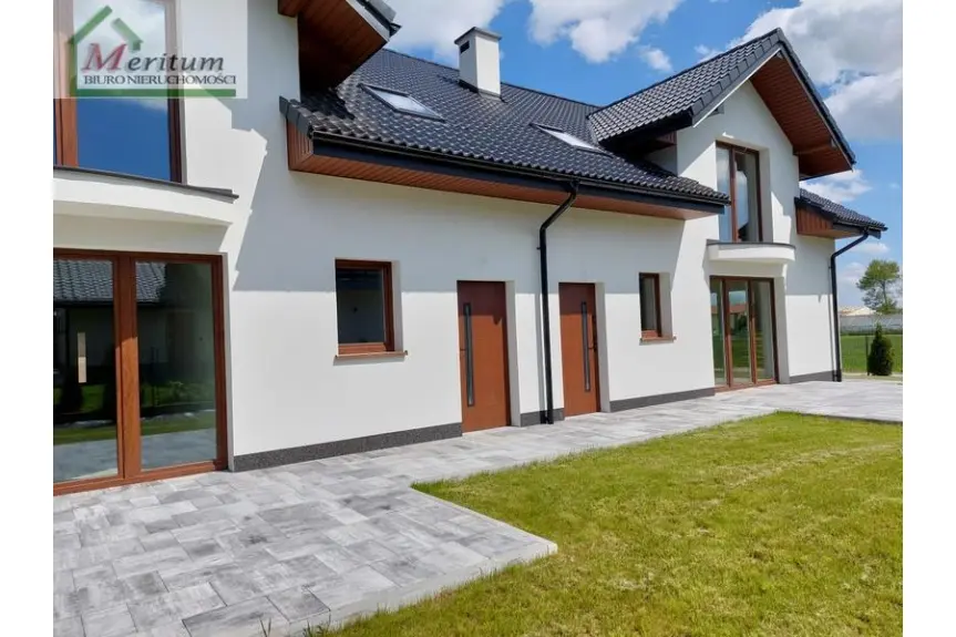 Krosno, OSTATNIE DWA WOLNE SEGMENTY ZA 640 000 ZŁ.