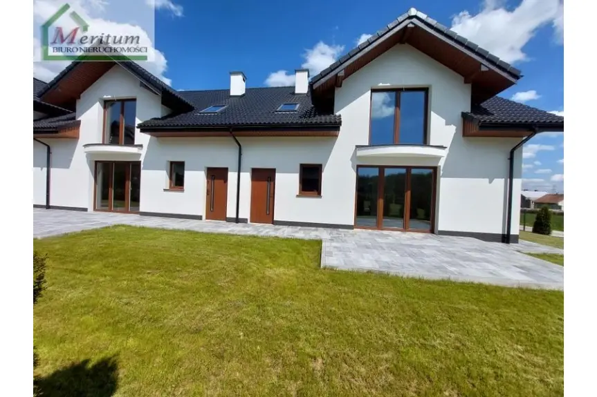 Krosno, OSTATNIE DWA WOLNE SEGMENTY ZA 640 000 ZŁ.