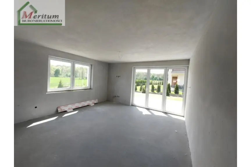 Krosno, OSTATNIE DWA WOLNE SEGMENTY ZA 640 000 ZŁ.